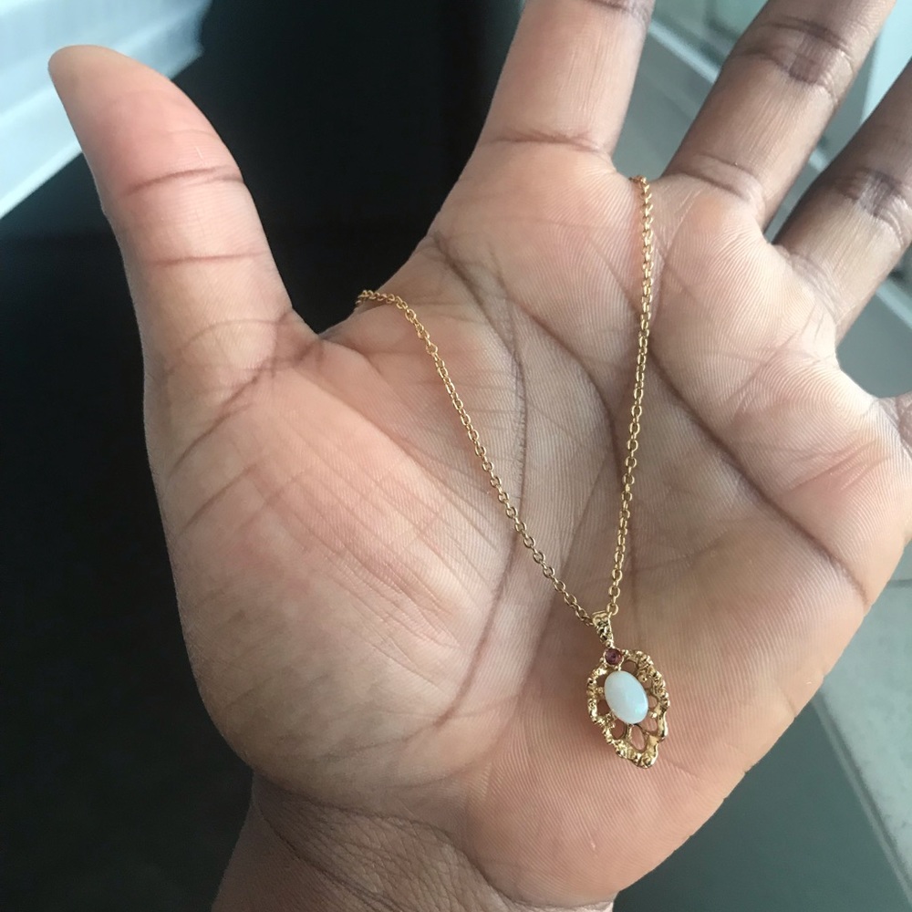 *Fantasy* Color gold necklace. 🥰